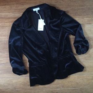 Black Velvet Cropped Blazer